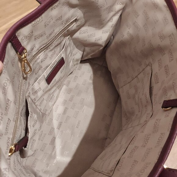 Michael Kors Paisley Tote Bag - Picture 4 of 7